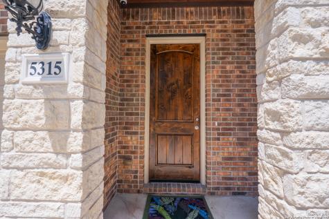 5315 Saffron Rose San Antonio TX 78253