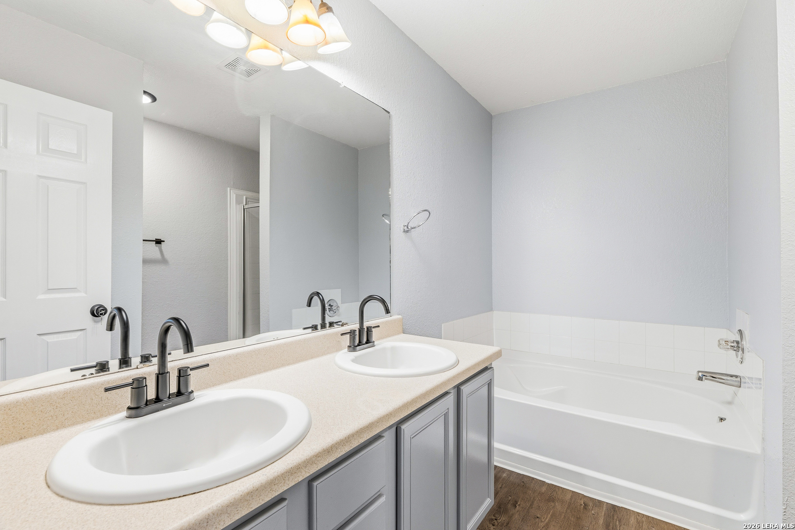 2242 Mobeetie Trail San Antonio TX 78245