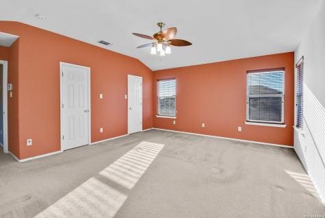 8530 Cheyenne Bluff Converse TX 78109