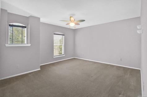 8530 Cheyenne Bluff Converse TX 78109