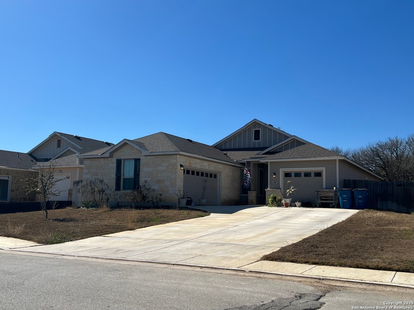211 Valley Forge Pleasanton TX 78064