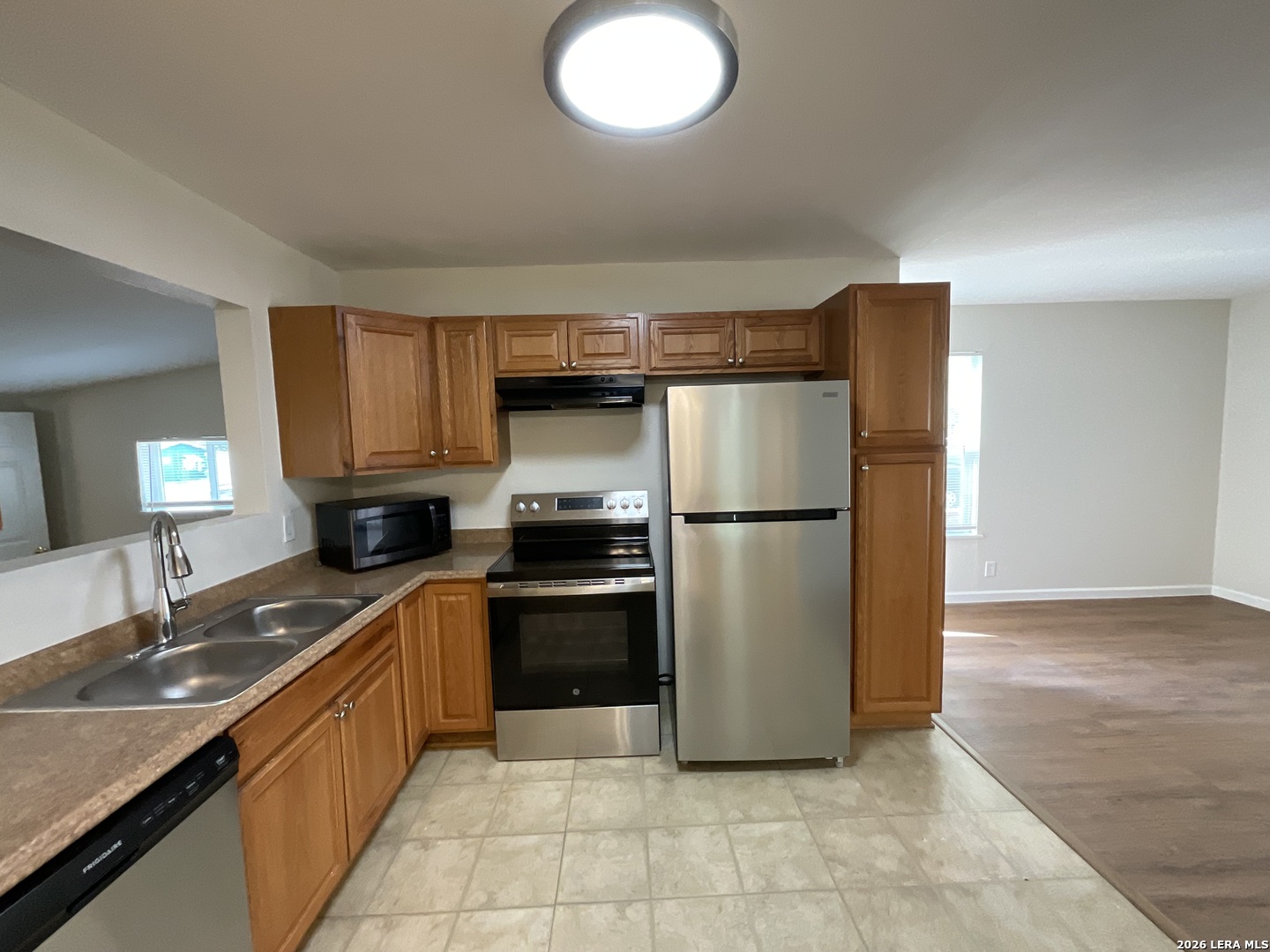 146 Amber Valley San Antonio TX 78227
