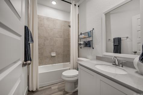 9526 Luke Path San Antonio TX 78254