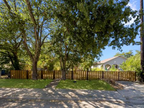 126 Vine Street San Antonio TX 78210