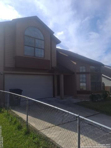 5918 Burning Sunrise Drive San Antonio TX 78244