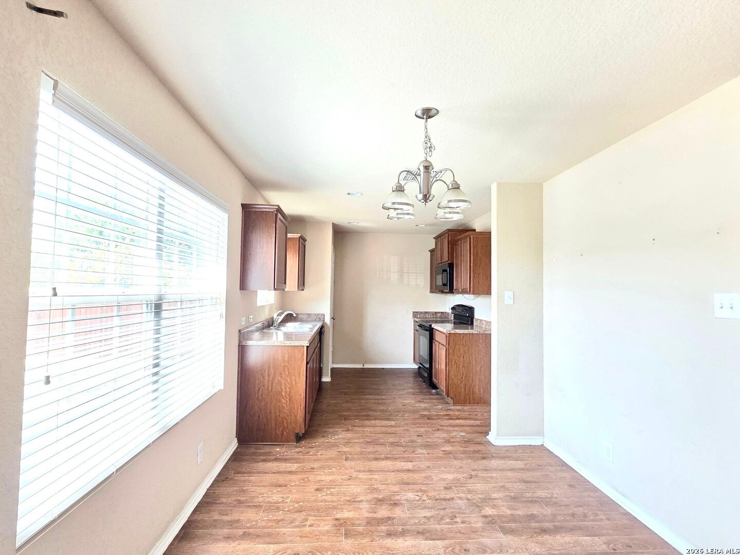 1431 Dove Bend San Antonio TX 78245