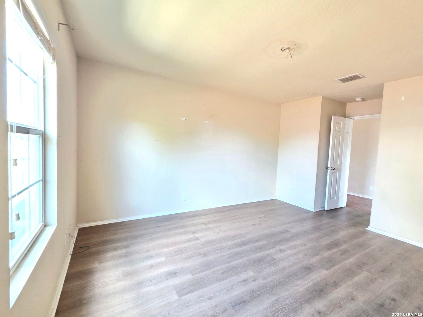 1431 Dove Bend San Antonio TX 78245