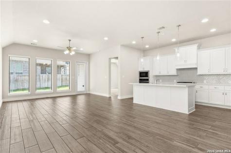 636 Vireos Street New Braunfels TX 78132