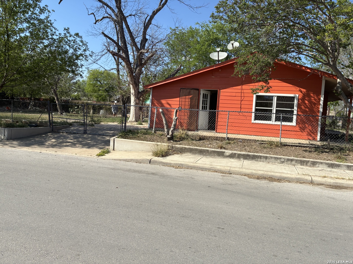 927 Crittendon Street San Antonio TX 78211