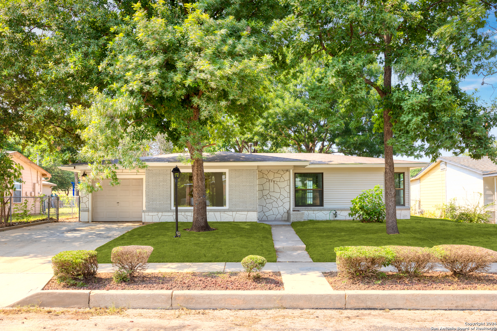 559 Storeywood Drive San Antonio TX 78213