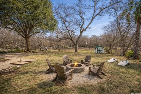 1211 Alamo Castroville TX 78009