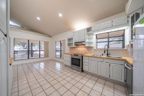 1211 Alamo Castroville TX 78009