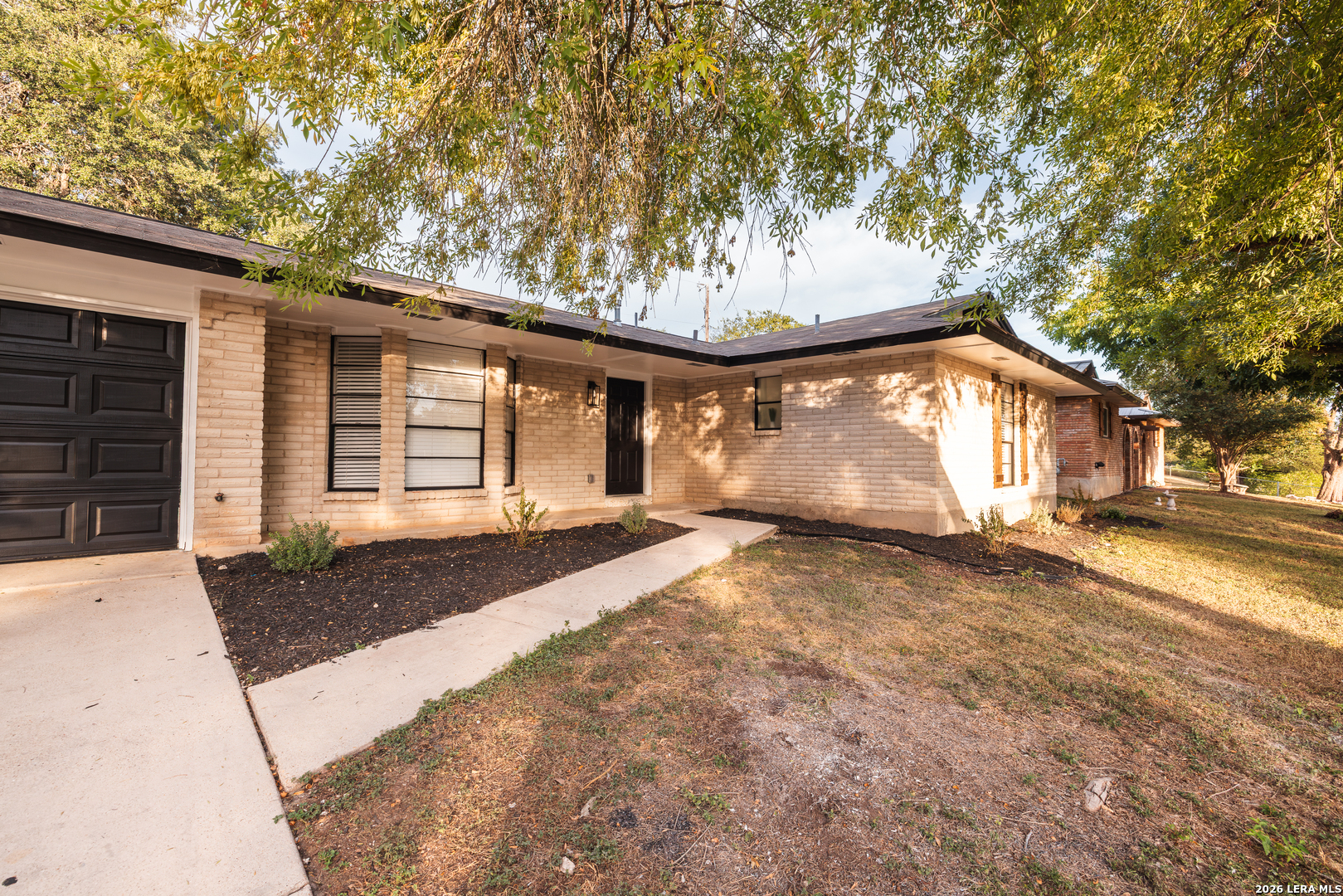 331 Shin Oak Drive Live Oak TX 78233