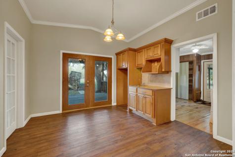 311 Weiss New Braunfels TX 78130