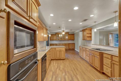 311 Weiss New Braunfels TX 78130