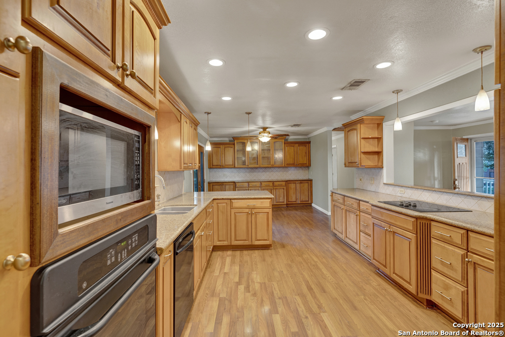 311 Weiss New Braunfels TX 78130