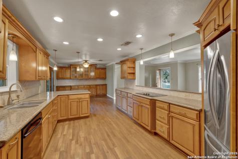 311 Weiss New Braunfels TX 78130