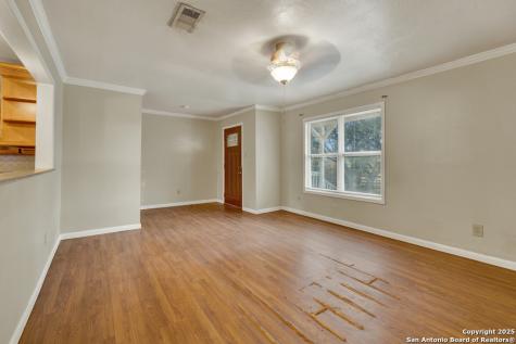 311 Weiss New Braunfels TX 78130
