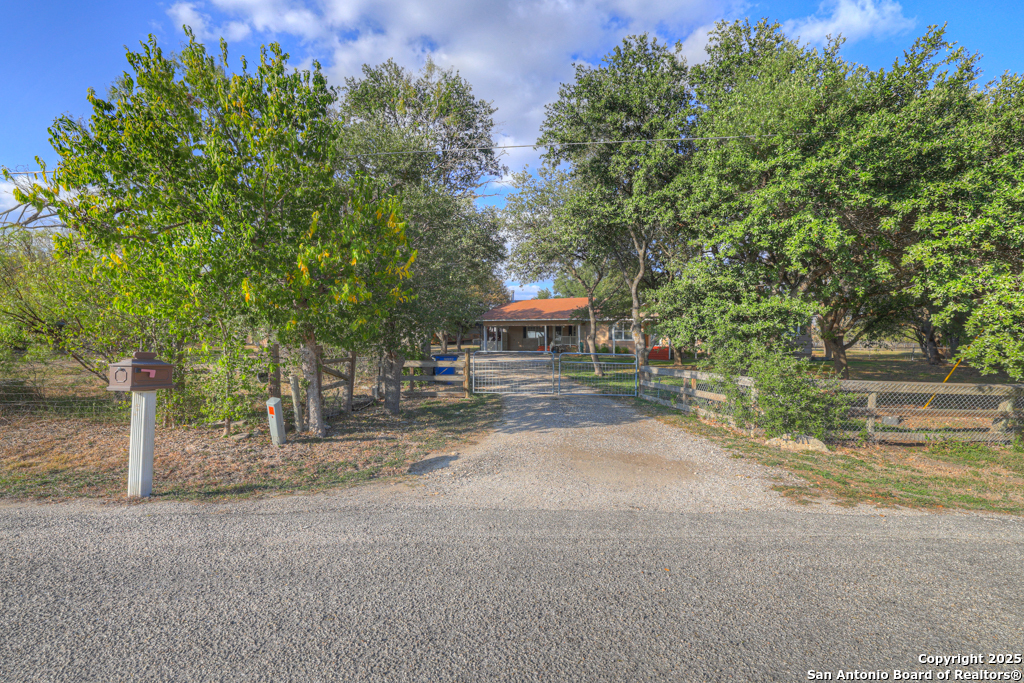 311 Weiss New Braunfels TX 78130