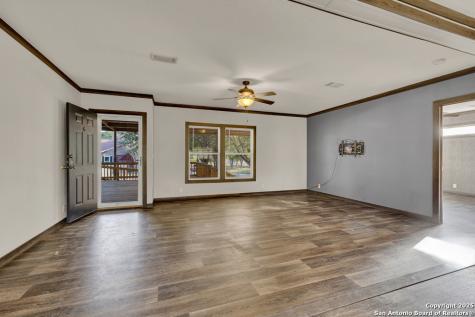 311 Weiss New Braunfels TX 78130