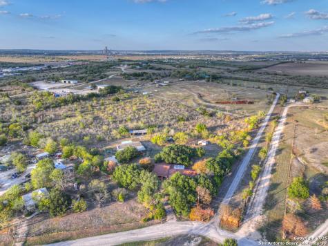 311 Weiss New Braunfels TX 78130