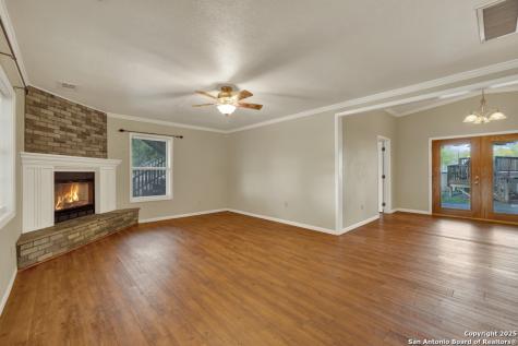 311 Weiss New Braunfels TX 78130