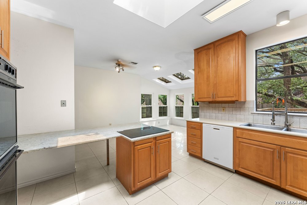 3915 Hunters Crest Street San Antonio TX 78230