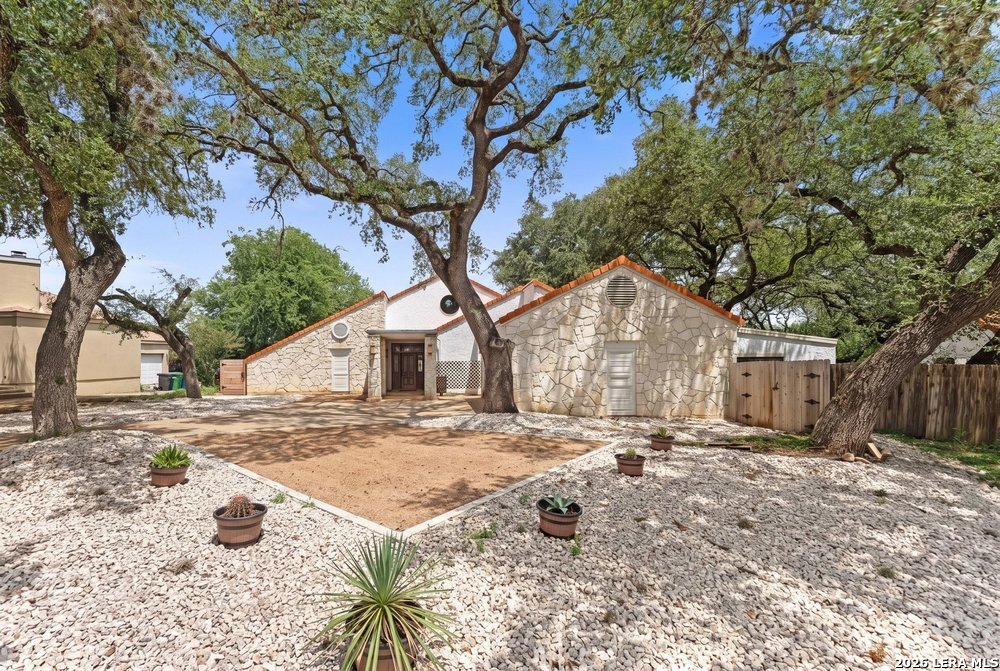 3915 Hunters Crest Street San Antonio TX 78230
