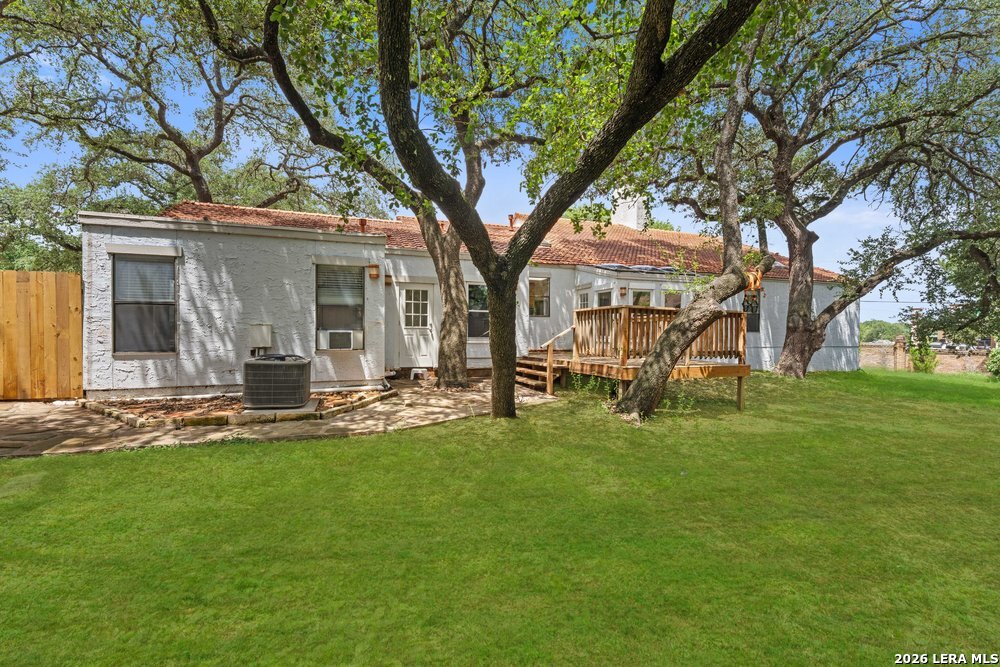 3915 Hunters Crest Street San Antonio TX 78230