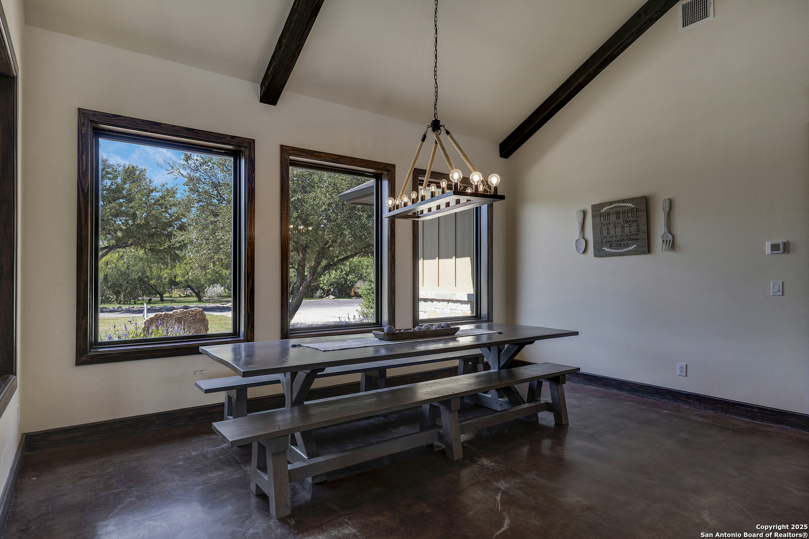 1185 Mountain Valley Concan TX 78838