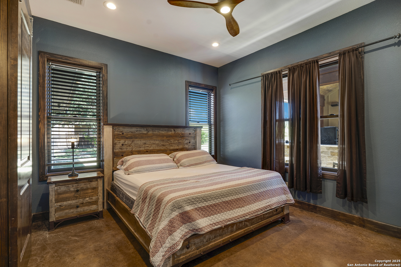 1185 Mountain Valley Concan TX 78838