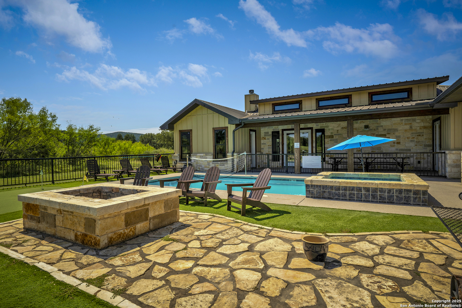 1185 Mountain Valley Concan TX 78838