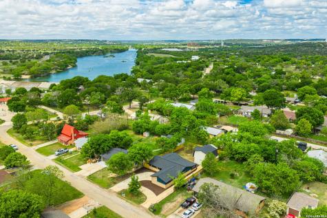 129 Willow Way Kerrville TX 78028