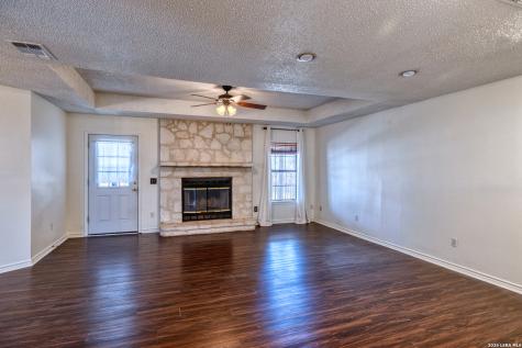 119 Kahn Rio Frio TX 78879