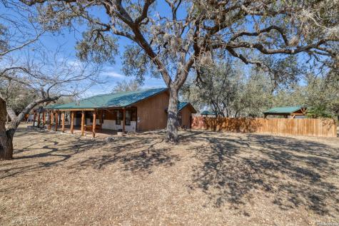 119 Kahn Rio Frio TX 78879