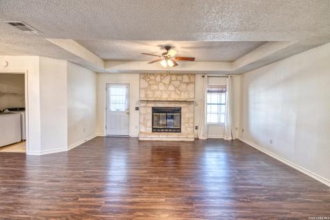 119 Kahn Rio Frio TX 78879