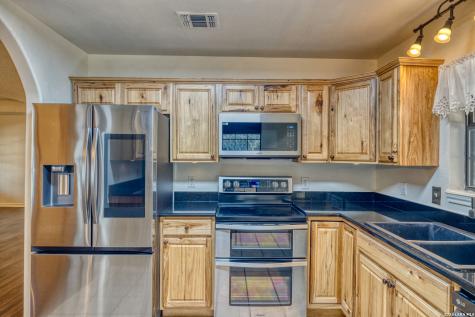 119 Kahn Rio Frio TX 78879