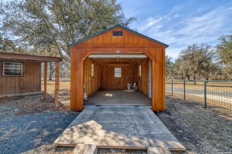 119 Kahn Rio Frio TX 78879