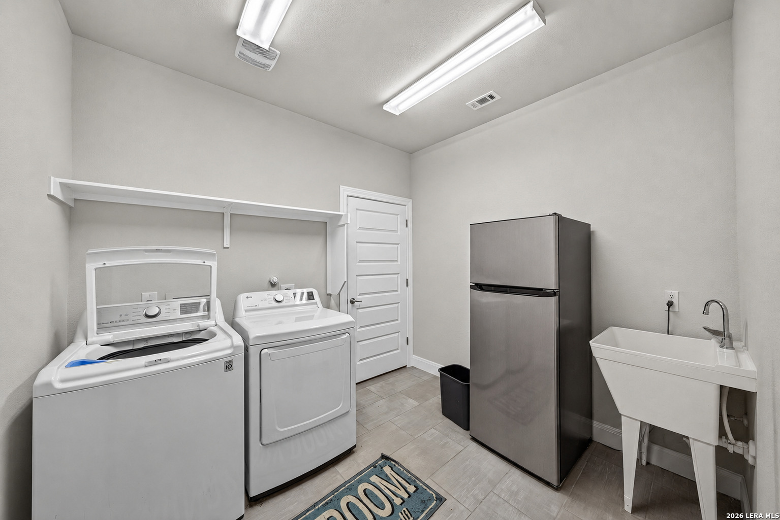 9211 Sundrop Valley San Antonio TX 78254