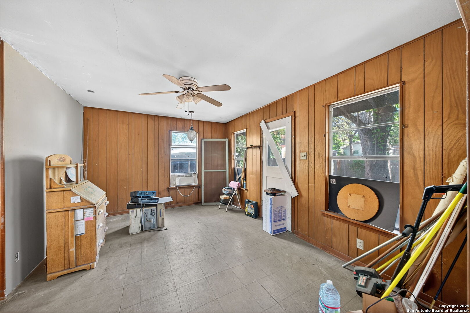 433 W Woodlawn Avenue San Antonio TX 78212