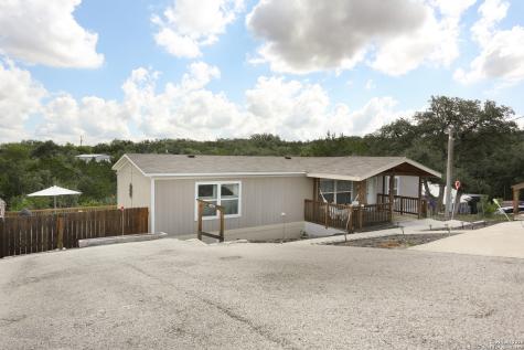 941 Deer Run Canyon Lake TX 78133
