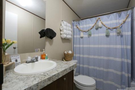 941 Deer Run Canyon Lake TX 78133