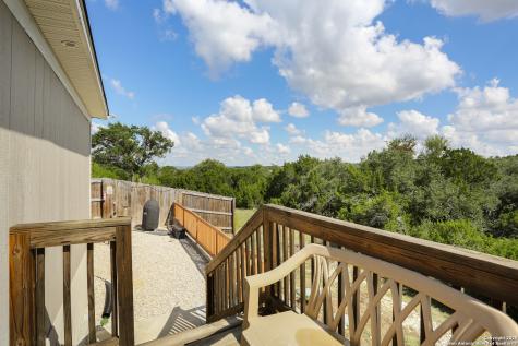 941 Deer Run Canyon Lake TX 78133
