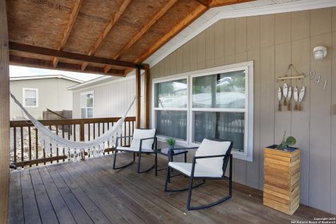 941 Deer Run Canyon Lake TX 78133