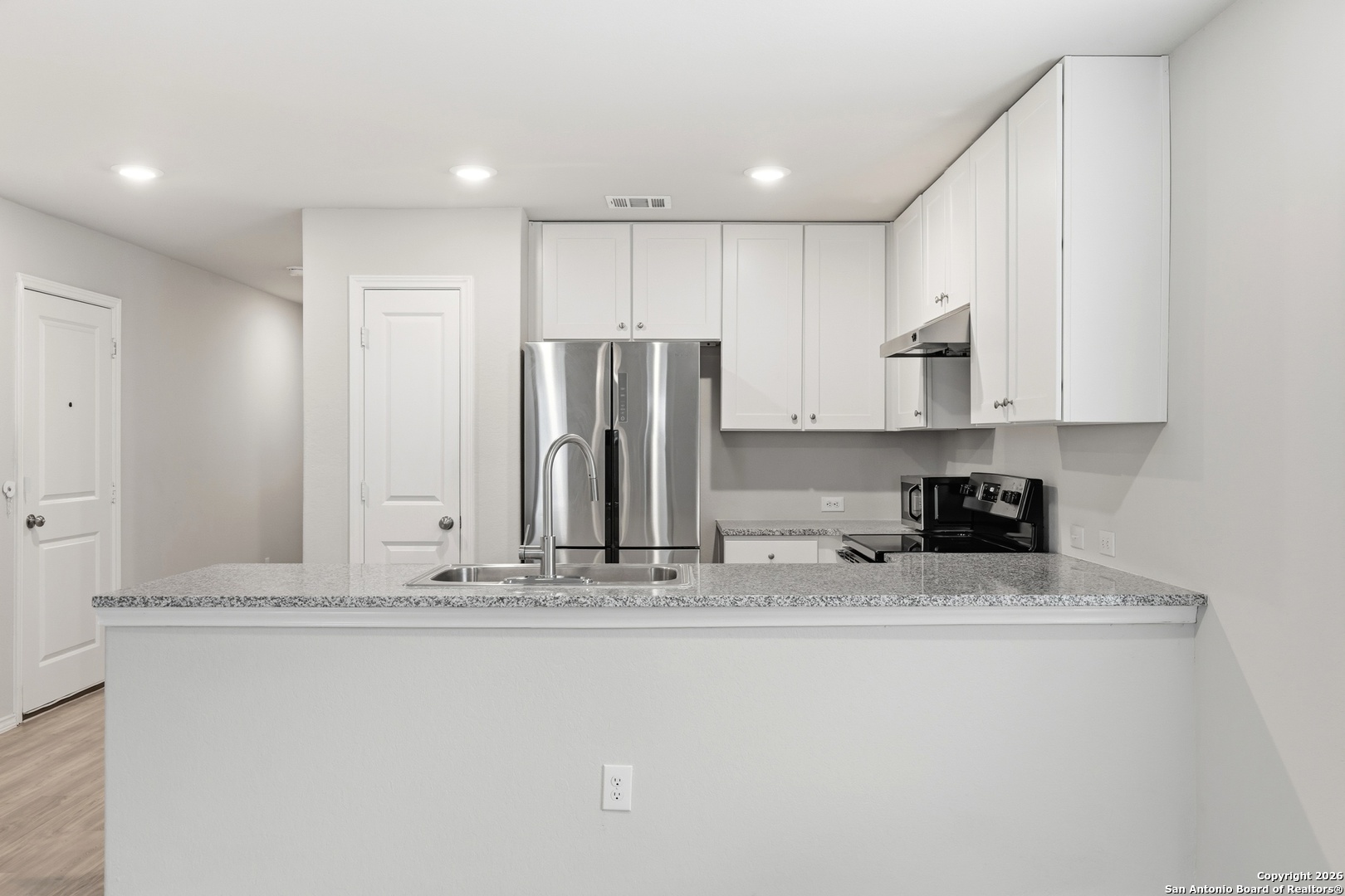 5738 Elm Valley San Antonio TX 78242