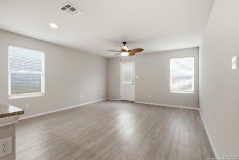 5738 Elm Valley San Antonio TX 78242