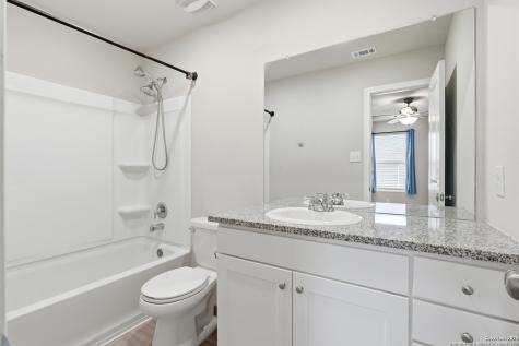 5738 Elm Valley San Antonio TX 78242