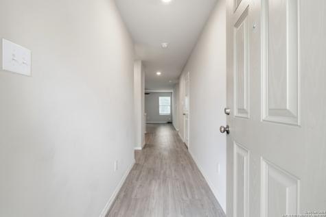 5738 Elm Valley San Antonio TX 78242