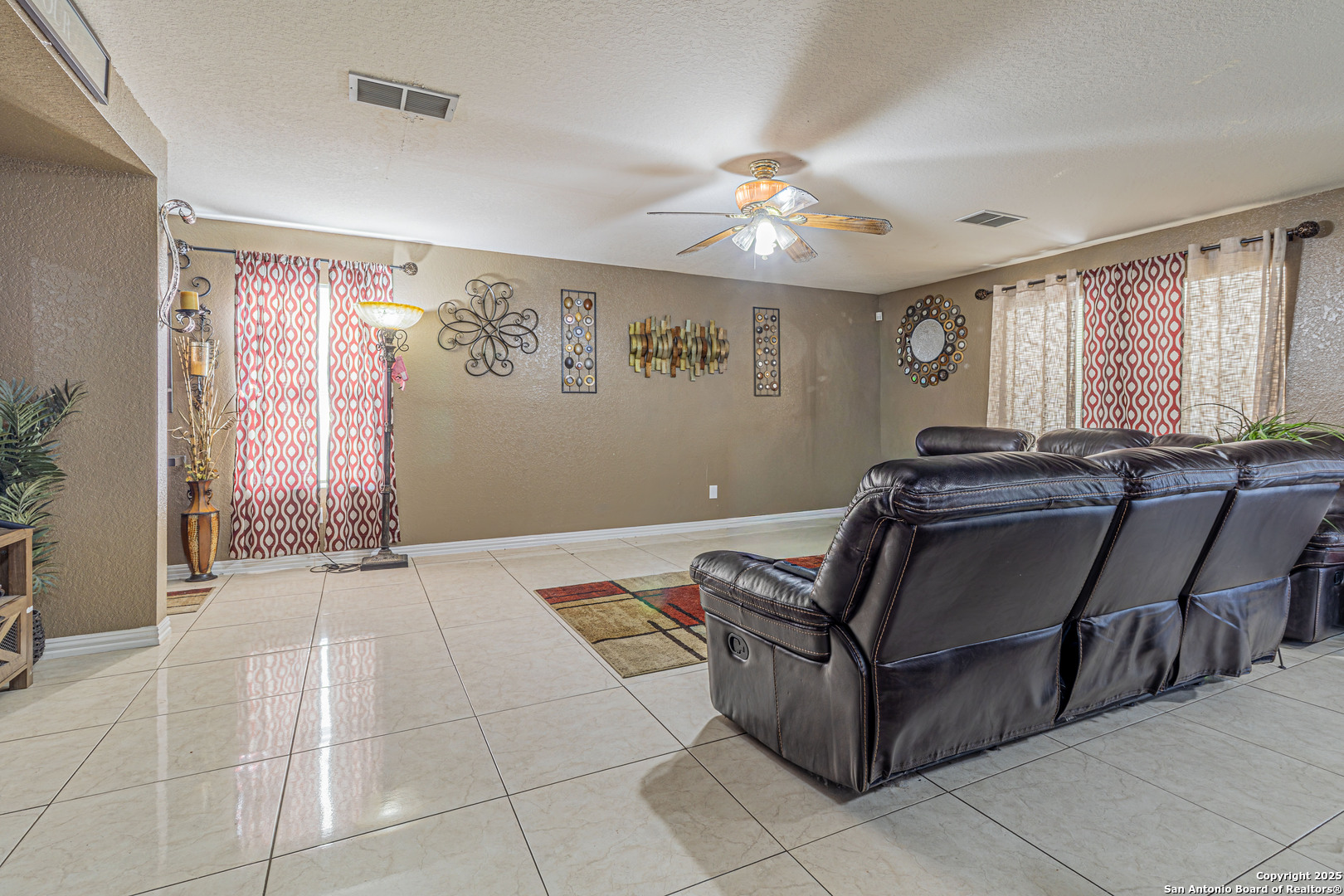 8910 Rhoda San Antonio TX 78224
