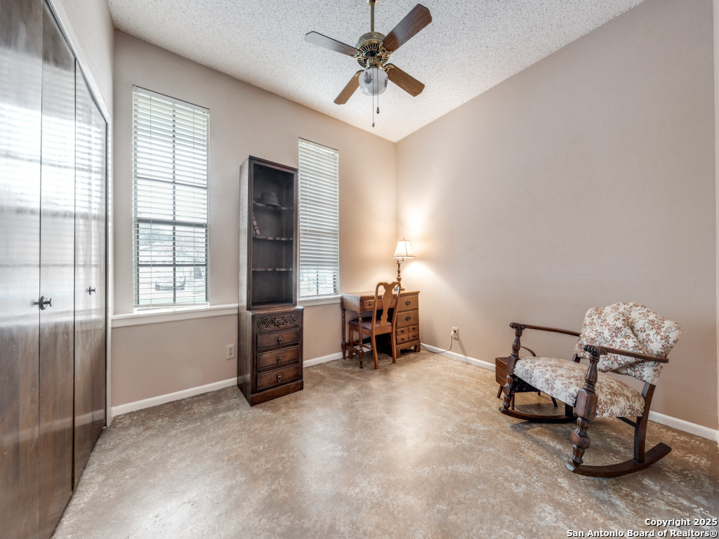 4818 Winthop San Antonio TX 78249